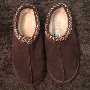 UGG Tasman size 8